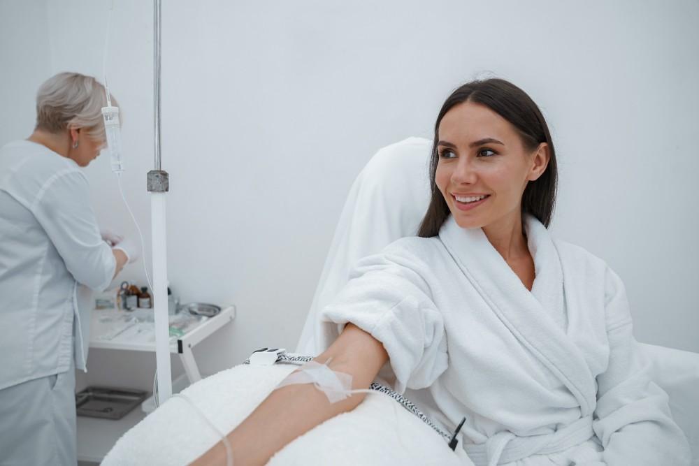 Private and reassuring IV therapy consultation in Chiswick